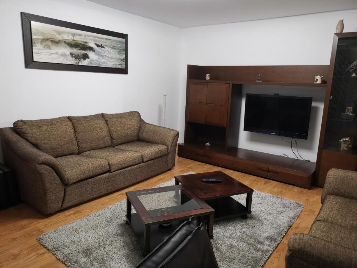 Arka Apartment Craiova Exteriör bild
